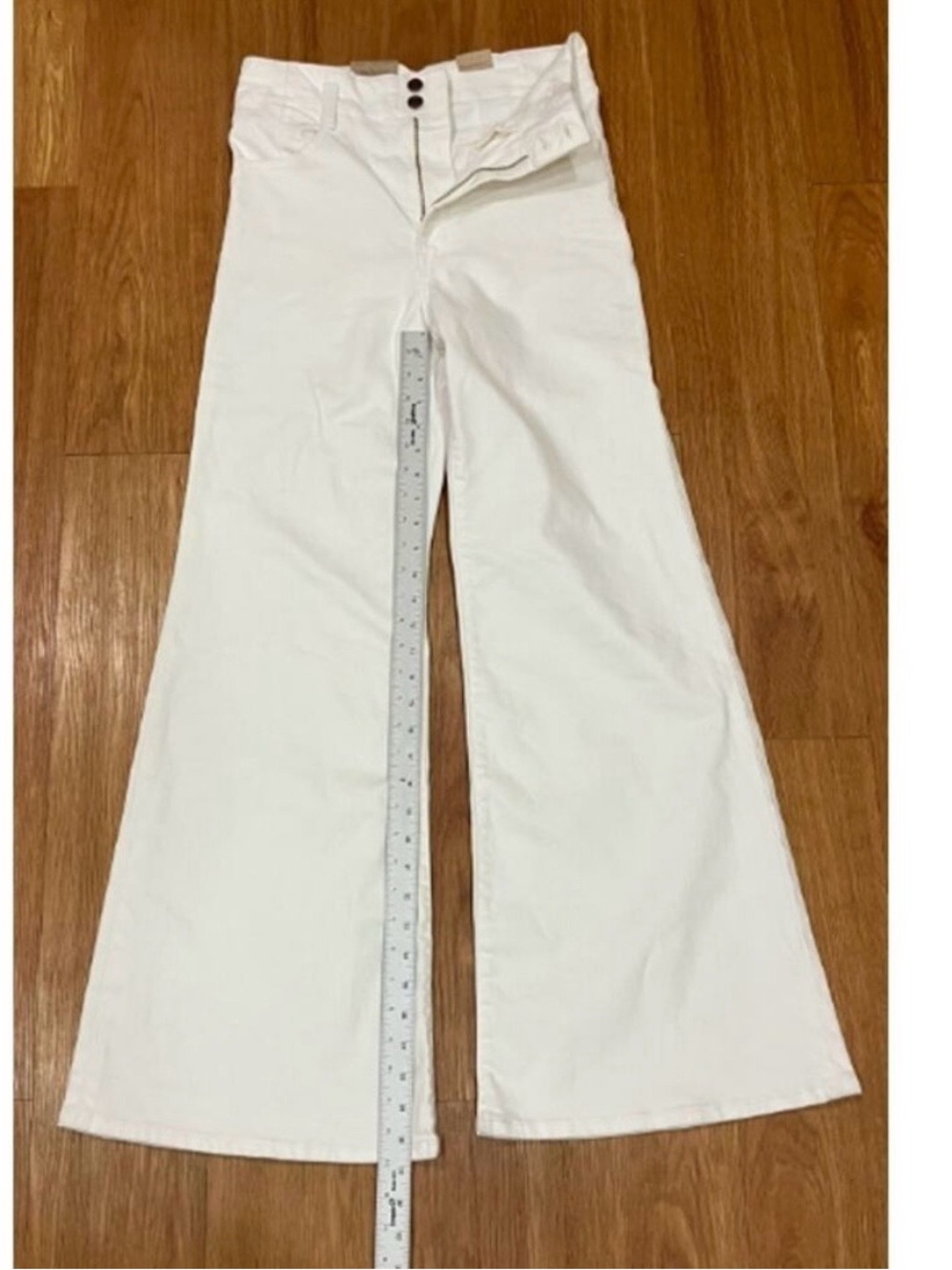 Levi’s Ribcage Bells Jeans - White 28 NEW - Picture 5 of 6